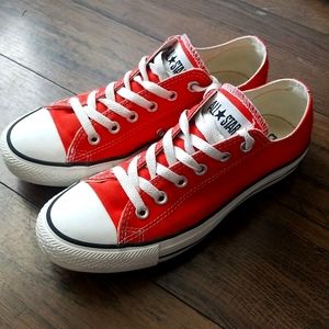 Converse Chuck Taylor Lo-Tops
